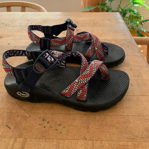 Chaco z2 Womens blue orange geometric sandal excellent - Picture 2 of 4